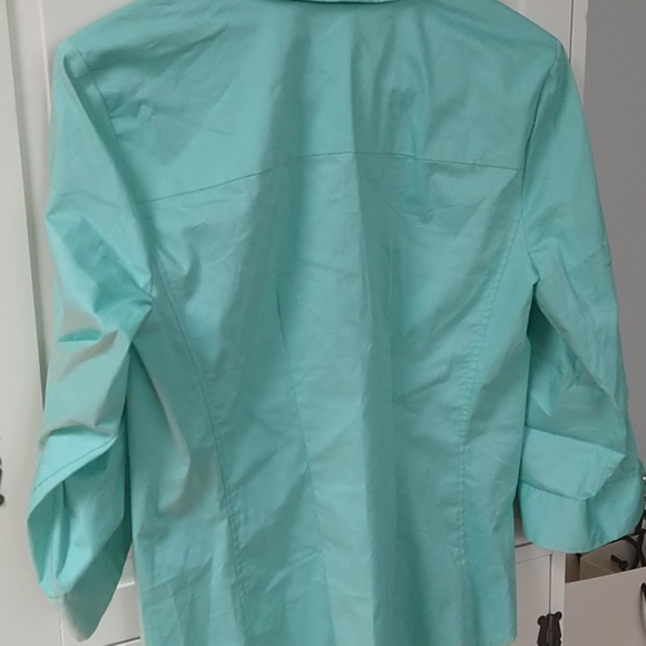 NWT NY&C Sea Foam Green Button-up XS - Picture 5 of 5